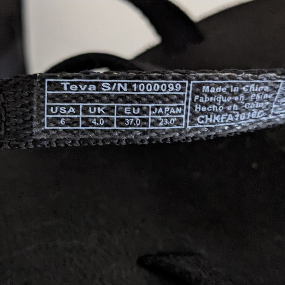 Teva Mush Black Strappy Thong Platform Wedge Flip Flops Sandals Women's 6 - Picture 4 of 8